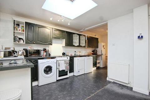 undefined, Hall Street, Bristol BS3