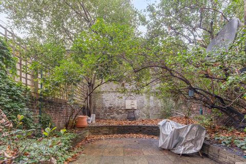 2 bedroom flat for sale, Beaufort Street, London, SW3
