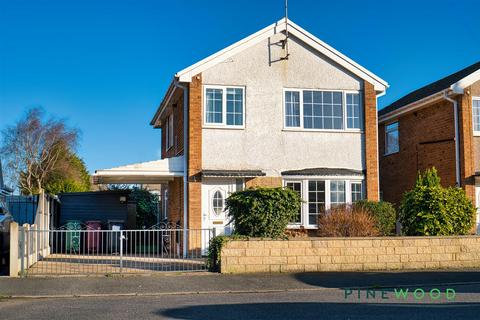 3 bedroom detached house to rent, Northfields, Chesterfield S43