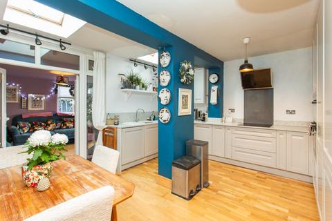 4 bedroom semi-detached house for sale, Selsea Avenue, Herne Bay, Kent, CT6