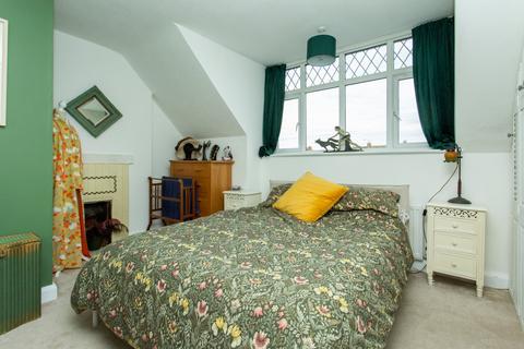 4 bedroom semi-detached house for sale, Selsea Avenue, Herne Bay, Kent, CT6