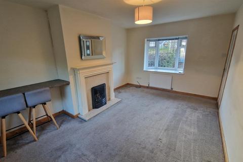 3 bedroom semi-detached house to rent, Tall Ash Avenue, Congleton