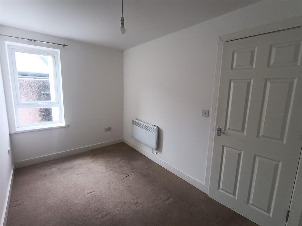 Bedroom2 - Copy.jpg