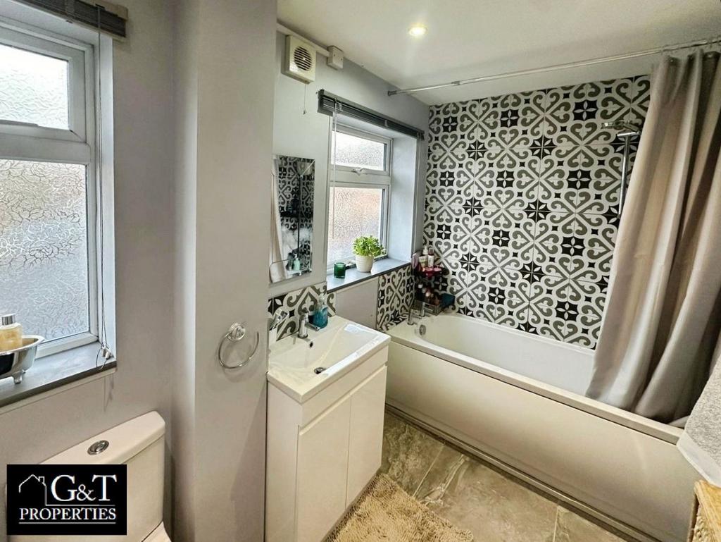 Family bathroom