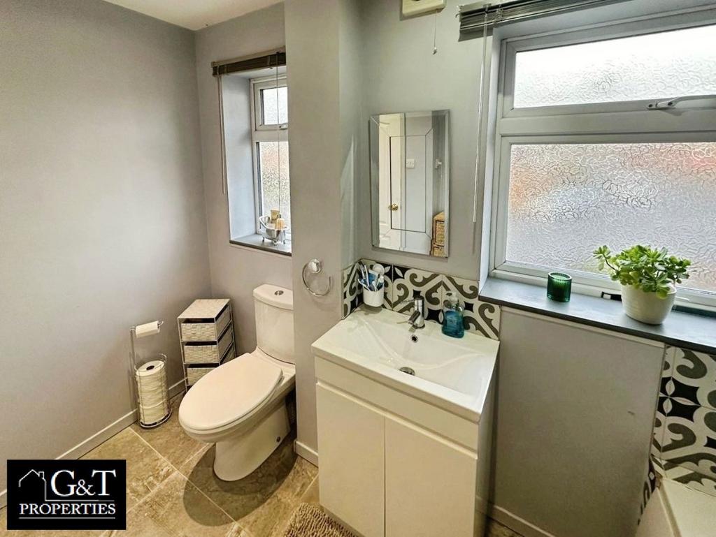 Family bathroom