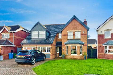 4 bedroom detached house for sale, Birch Close, Hessle, HU13 0TJ
