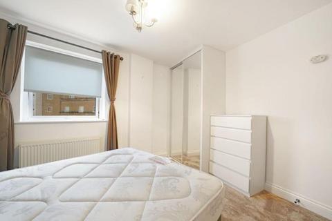 3 bedroom apartment to rent, Palgrave Gardens, London NW1