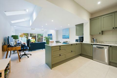 undefined, Cornfield Road, Reigate RH2