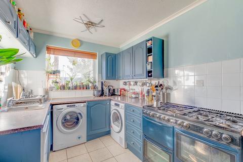 3 bedroom terraced house for sale, Loxley Close, Church Hill South, Redditch, B98