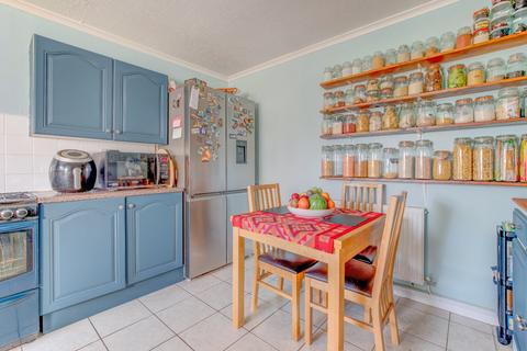 3 bedroom terraced house for sale, Loxley Close, Church Hill South, Redditch, B98