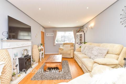 4 bedroom detached house for sale, Hillsboro Road, Bognor Regis PO21