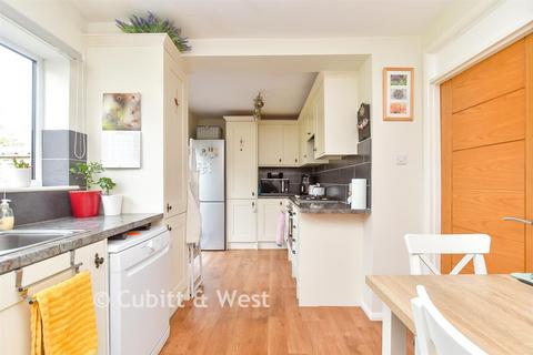 4 bedroom detached house for sale, Hillsboro Road, Bognor Regis PO21