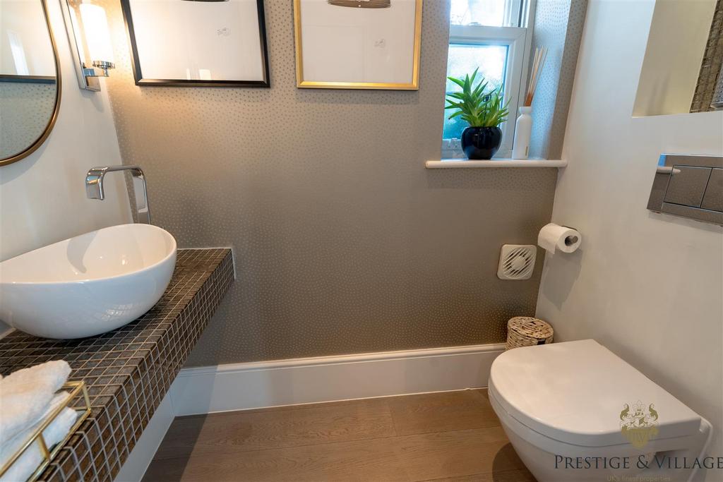 Guest Cloakroom