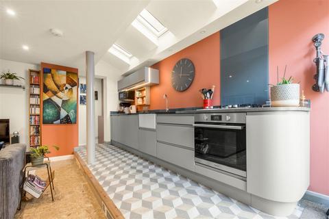 2 bedroom apartment for sale, Temple Street, Brighton