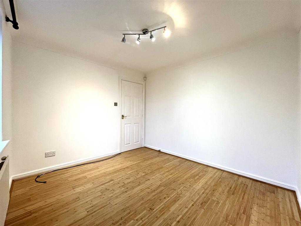 Office / Playroom Aspect 3