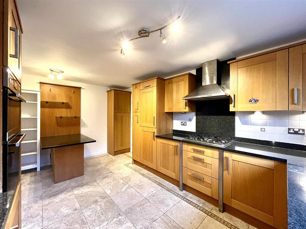 Breakfast Kitchen Aspect 3