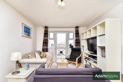 1 bedroom apartment for sale, 15 Hutton Grove, North Finchley N12