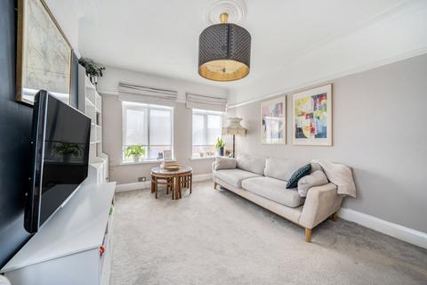 2 bedroom flat to rent, Telcote Way, Ruislip, HA4