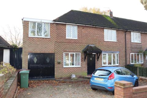 3 bedroom semi-detached house to rent, Leighswood Avenue, Aldridge