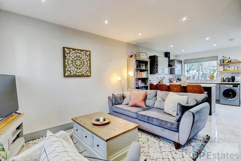 2 bedroom semi-detached house for sale, Rokeby Street, Rugby