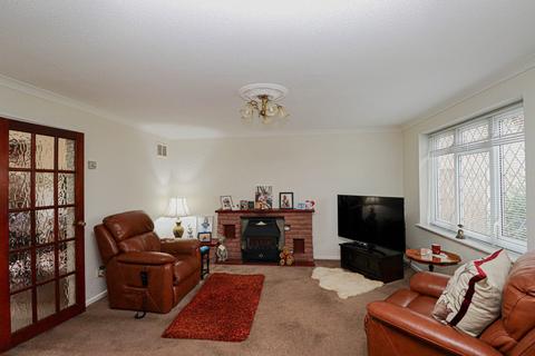 3 bedroom link detached house for sale, Hunters Way, Chelmsford, CM1