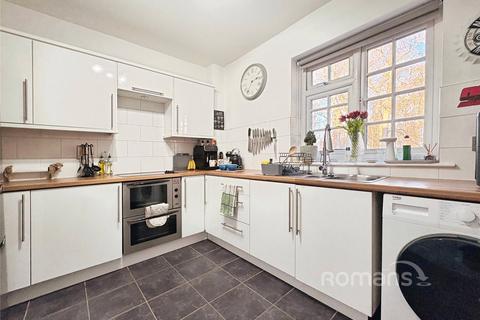 1 bedroom apartment for sale, The Maultway, Camberley, Surrey