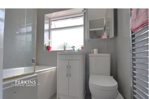 1 bedroom in a house share to rent, Greenford, UB6