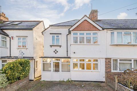 3 bedroom semi-detached house to rent, Bramshaw Rise, New Malden KT3
