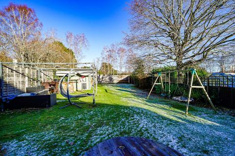 undefined, Thrift Road, Heath And Reach, Leighton Buzzard
