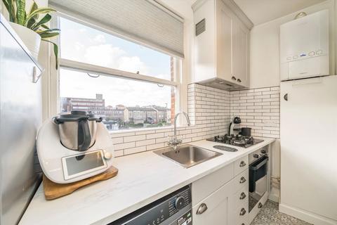 2 bedroom flat for sale, Putney High Street, London SW15