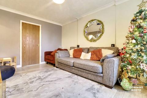 3 bedroom semi-detached house for sale, Clary Grove, Walsall WS5