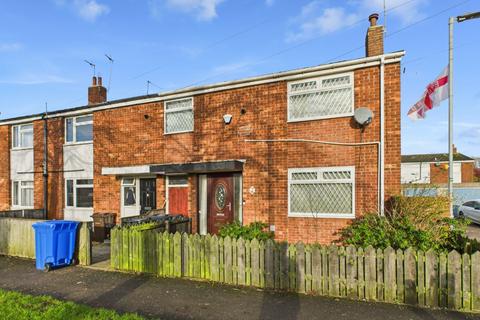 3 bedroom end of terrace house for sale, Clanthorpe, Hull, HU6 9HE