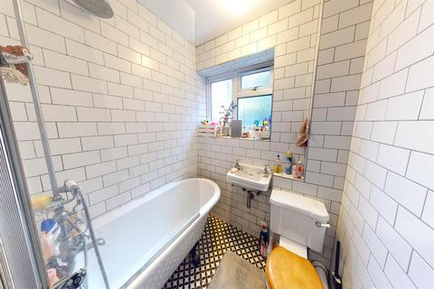 undefined, Barnes Court, Durham Avenue, Woodford Green, IG8