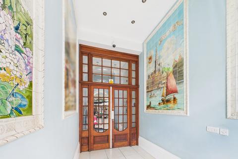 2 bedroom flat for sale, King Albert Chambers, 61-69 Jameson Street, Hull, HU1 3JF