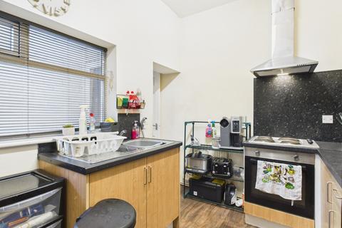 2 bedroom end of terrace house for sale, De la Pole Avenue, Hull, East Riding of Yorkshire, HU3 6RF