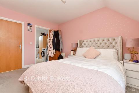 3 bedroom end of terrace house for sale, Malmesbury Road, Morden, Surrey