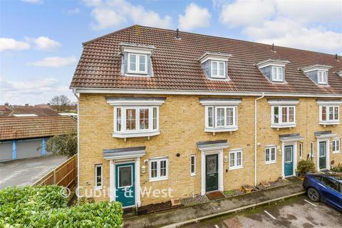undefined, Shaw Court, Morden SM4