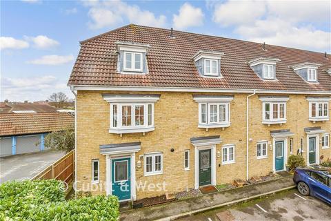 3 bedroom end of terrace house for sale, Shaw Court, Morden SM4