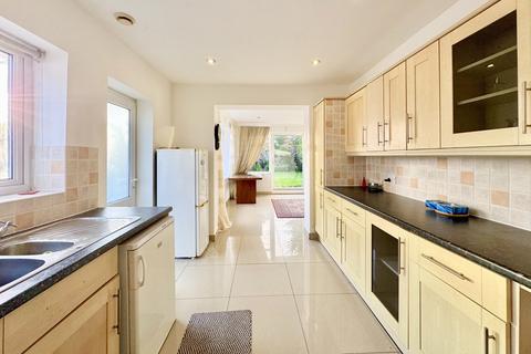 2 bedroom detached bungalow for sale, Craigmoor Avenue, Bournemouth, BH8