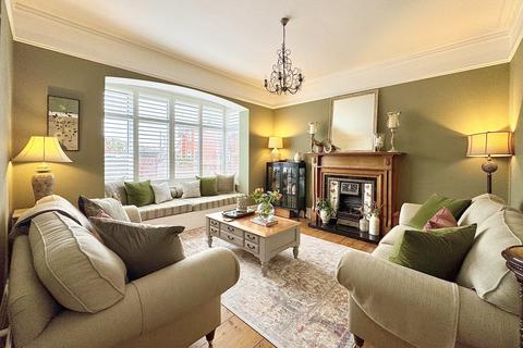 undefined, Richmond Park Road, Queens Park, Bournemouth, BH8