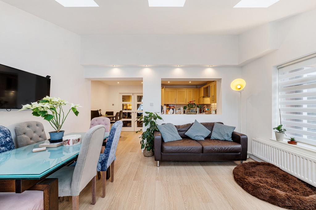 Kitchen-Diner-Lounge