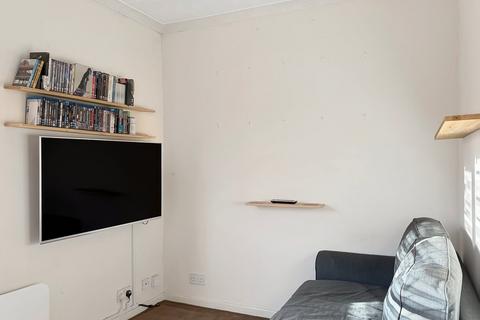 1 bedroom flat for sale, Clingoe Court, Elmstead Road, Colchester, CO4