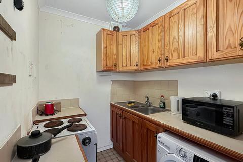1 bedroom flat for sale, Clingoe Court, Elmstead Road, Colchester, CO4