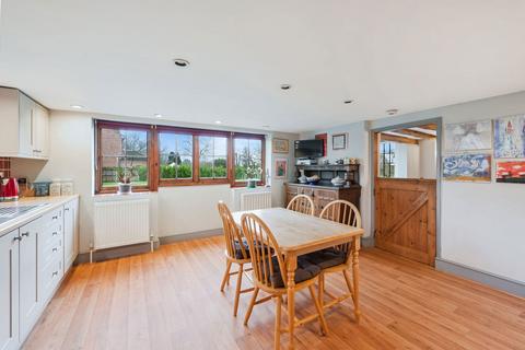 5 bedroom detached house for sale, Meldrum Close, Oxted RH8