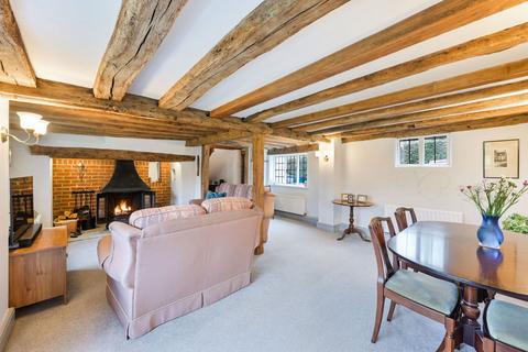 5 bedroom detached house for sale, Meldrum Close, Oxted RH8