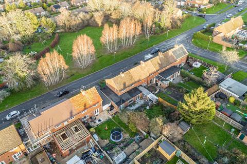 4 bedroom semi-detached house for sale, Caesars Road, Wheathampstead AL4