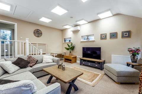 5 bedroom detached house for sale, Meads Lane, St. Albans AL4