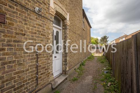 1 bedroom apartment to rent, Morden Road, Merton SW19