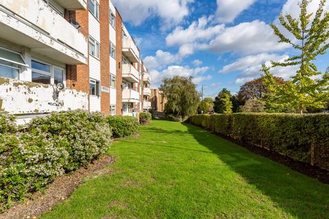 undefined, Bishopsford Road, Surrey SM4