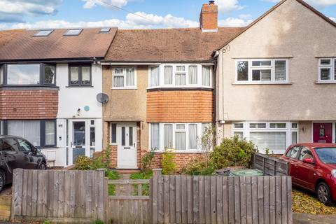 Dorchester Road, Worcester Park KT4